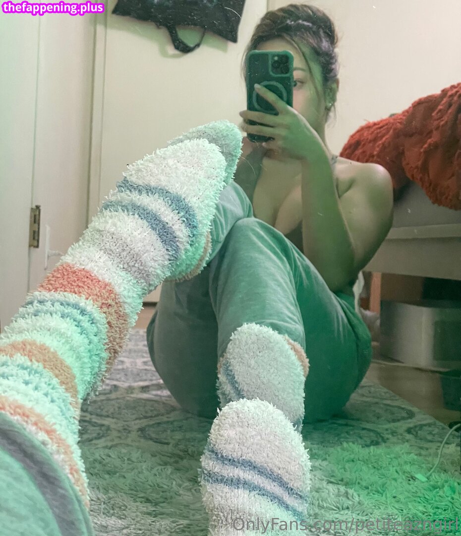 petiteazngirl